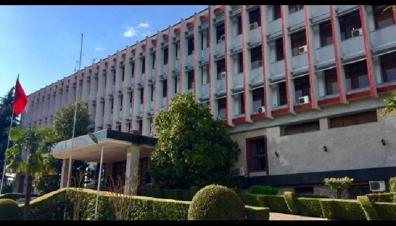 KORONAVIRUSI/ Ministria e Jashtme jep informacionin e rëndësishëm për shqiptarët që ndodhen në Austri