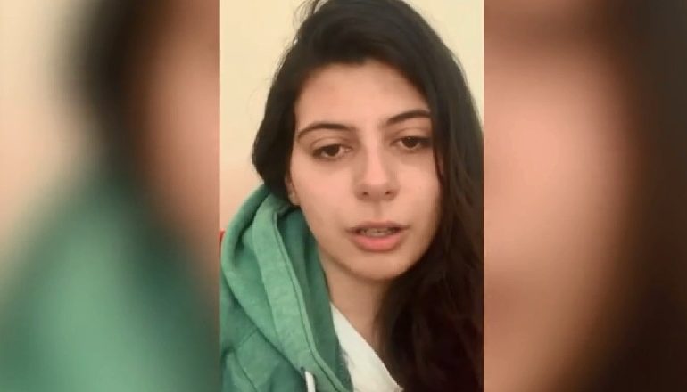 VAJZA QË PRANOI PUBLIKISHT SE ISHTE E INFEKTUAR ME COVID-19/ Jep lajmin e mirë: Mami doli nga spitali, mirënjohje pa fund për mjekët