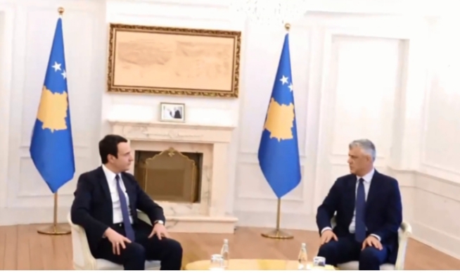 KURTI TAKIM ME THAÇIN/ E fillojnë me situatën e koronavirusit në Kosovë