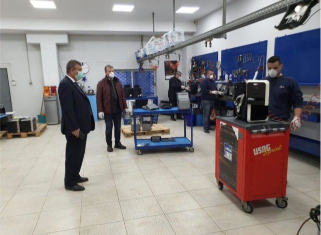 PASOJAT E KORONAVIRUSIT/ Kontrolle të befasishme në biznese dhe call centera për masat e marra