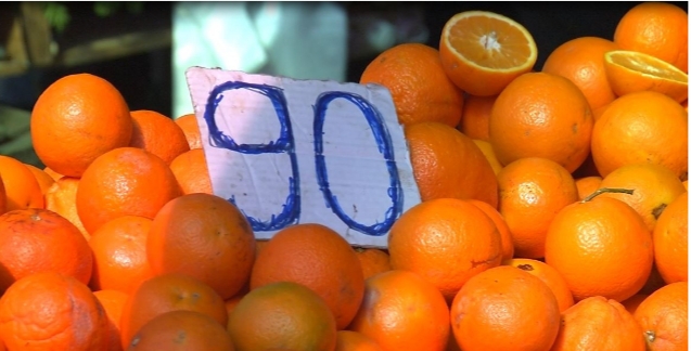 MASAT E MARRA NDAJ KORONAVIRUSIT/ Gjobat mbajnë në kontroll çmimet e fruta-perimeve