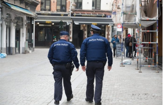 MASAT NDAJ KORONAVIRUSIT NË BELGIKË/ 500 euro gjobë për grupimet me tre persona