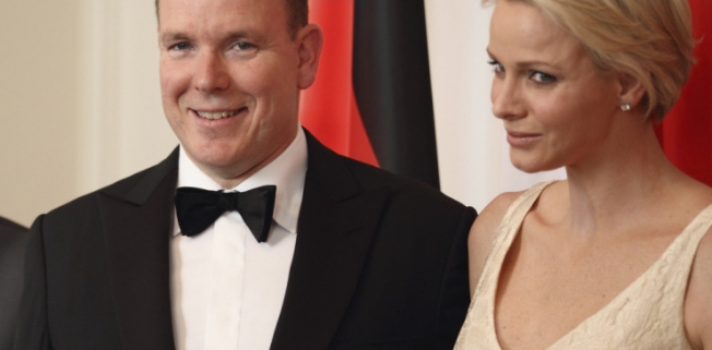 KORONAVIRUSI NUK KURSEN ASKËND/ Princi Albert II i Monakos rezulton pozitiv