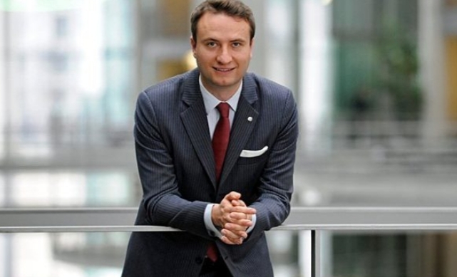 HAPJA E NEGOCIATAVE/ Reagon deputeti gjerman: Le të fillojmë. Urime Ramës dhe Von der Leyen