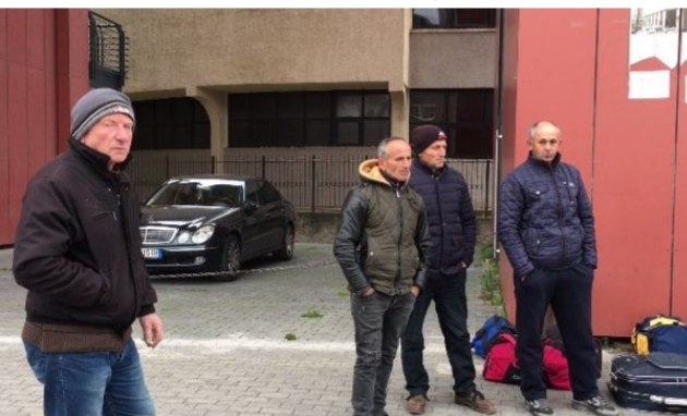 KORONAVIRUSI/ 13 shqiptarë kthehen nga Tuzi, por mbeten në Shkodër