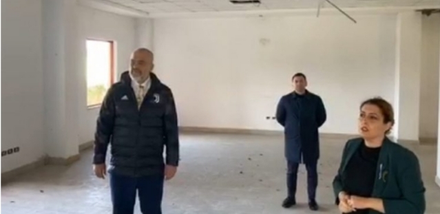 BRENDA SPITALIT-KARANTINË/ Rama dhe Manastirliu tregojnë detajet