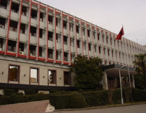KORONAVIRUSI/ MEPJ jep njoftimin e rëndësishëm për shqiptarët që ndodhen në Kroaci