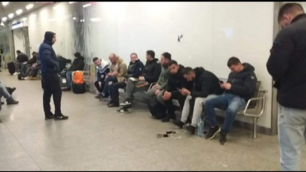 KOMPANIA POLAKE I PUSHOI NGA PUNA DHE FJETËN 2 NETË…/ Zgjidhet problemi i 23 shqiptarëve në Poloni