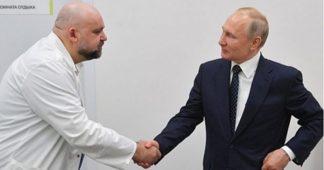 KORONAVIRUSI NË RUSI/ Del pozitiv me COVID-19 mjeku që shtrëngoi duart pak ditë më parë me Putin