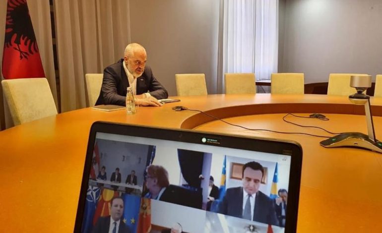 MBLEDHJA E KRYEMINISTRIT TË BALLKANIT/ Rama i vetëm në sallën e konferencave, zhvillohet online takimi me homologun austriak