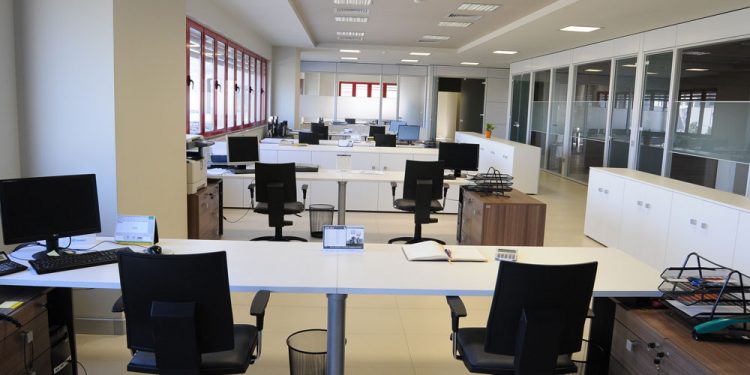 VENDIMI I QEVERISË/ 20 marsi pushim për të gjithë nëpunësit e administratës publike