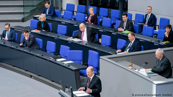 KORONAVIRUSI/ Bundestagu gjerman, paketë miliardëshe në krizën e COVID-19. Ndihmë historike për ekonominë dhe qytetarët