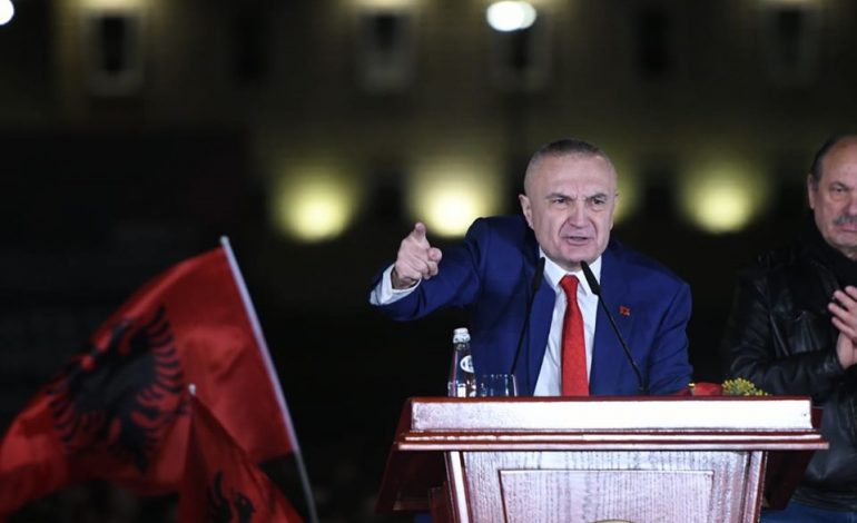 NUK I DEL “E KEQJA”/ Meta kthen për rishqyrtim ligjin për gjyqtarët dhe prokurorët