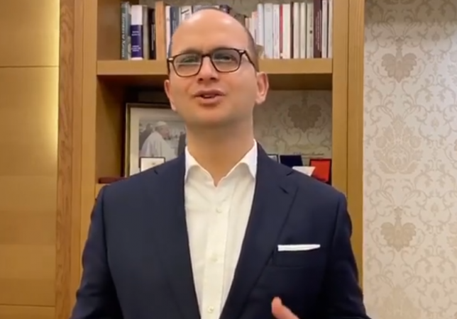 8 MARSI/ Ditmir Bushati mesazh të veçantë: Shoqëritë e emancipuara dallohen nga mënyra se si e trajtojnë gruan (VIDEO)