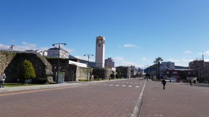 KORONAVIRUSI/ Elbasani në karantinë, COVID-19 mbyll njerëzit në shtëpi, ja situata sot
