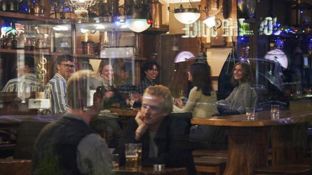 KORONAVIRUSI/ Danimarka dhe Suedia, fqinjët me reagime të kundërta ndaj COVID-19