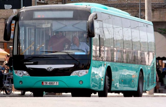 KORONAVIRUSI/ Transporti Rrugor: Evitoni lëvizjet, autobusët dhe sportelet