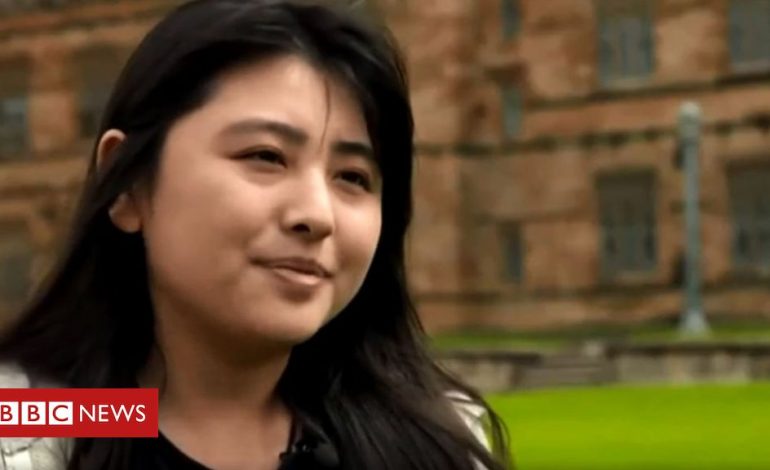PASOJAT E KORONAVIRUSIT/ Studentja kineze shpenzon 20 mijë dollarë për tu kthyer në Australi (VIDEO)
