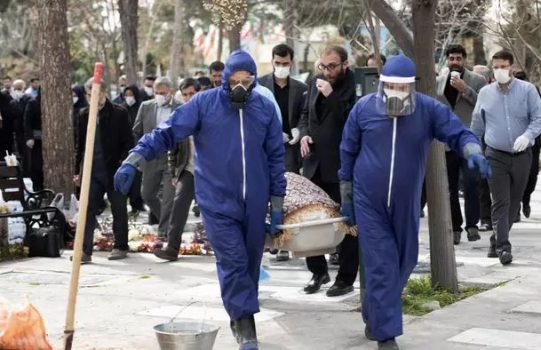 VDESIN 44 PERSONA NË IRAN/ U helmuan nga alkooli që e përdornin kundër koronavirusit