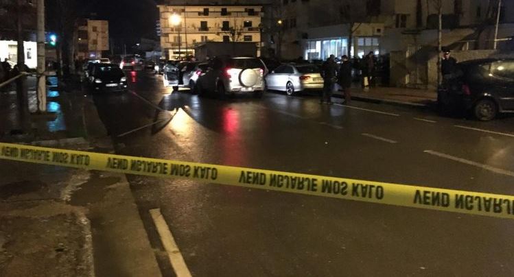 TË SHTËNA ME ARMË NË DURRËS/ Vriten dy persona me kallashnikov…