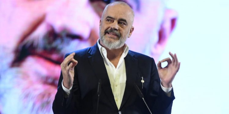 “MIRËMËNGJES”/ Rama jep lajmin e mirë: Një shembull kuptimplotë i angazhimit tonë! (VIDEO)