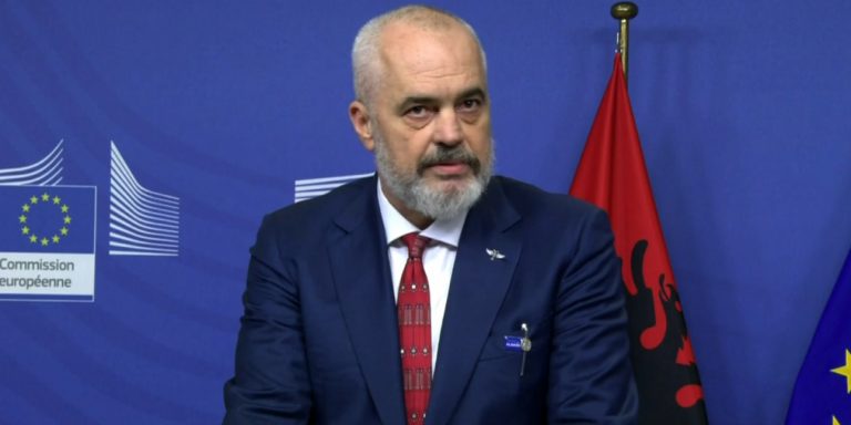 KORONAVIRUSI/ Masat drastike për lëvizjen në fundjavë, Rama: Mediat të akreditojnë mjetet pranë Policisë