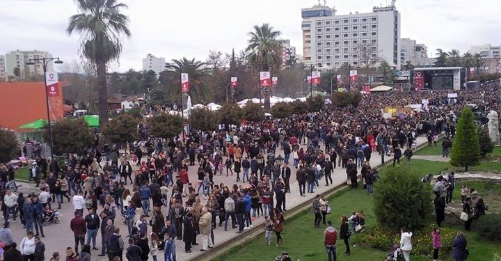14 MARSI/ Koronavirusi anullon festimet për “Ditën e Verës” në Elbasan