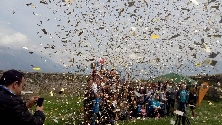 KORONAVIRUSI/ Shtyhet eventi ndërkombëtar i fluturimeve ‘Gjiro Open Air’