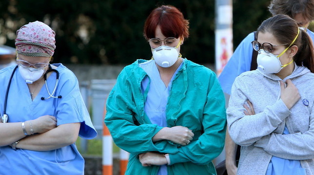 KORONAVIRUS/ Pezullohen lejet e qëndrimit për emigrantët në Itali
