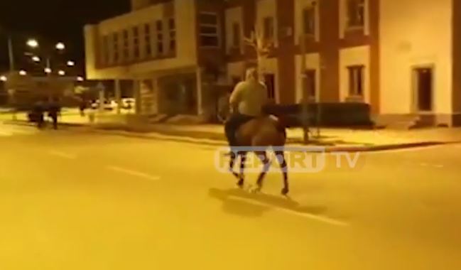 NDODH EDHE KJO/ Qeveria bllokoi makinat, kuksiani i hypën… kalit (VIDEO)