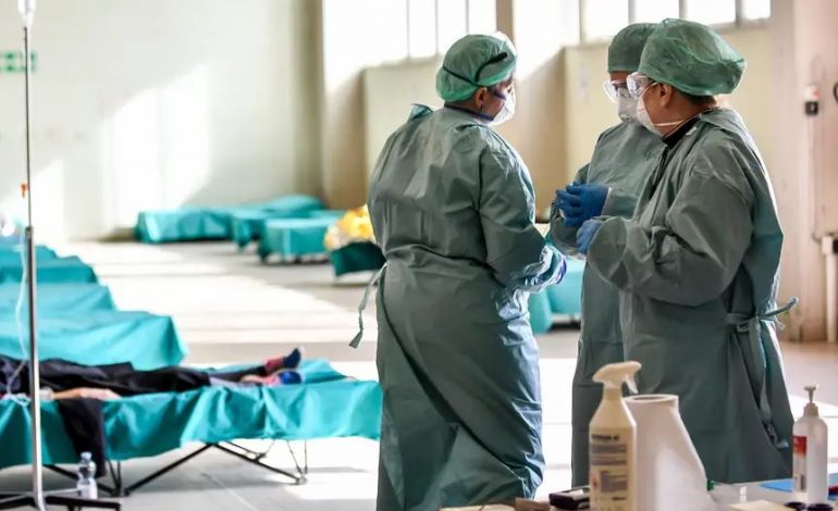 FRYMËMARRJE PËR ITALINË/ Kurba e epidemisë mund të jetë duke shkuar drejt rënies