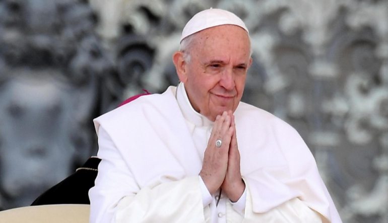 E FUNDIT/ Papa Françesku thirrje botës në orën 21:00: Të lutemi të gjithë sëbashku për SHËRIM