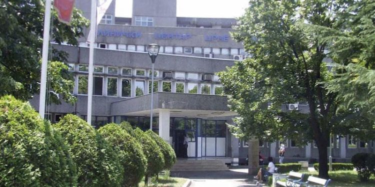 KORONAVIRUSI/ Mali i Zi shënon viktimën e parë nga COVID-19, 65-vjeçari kishte ardhur nga Serbia