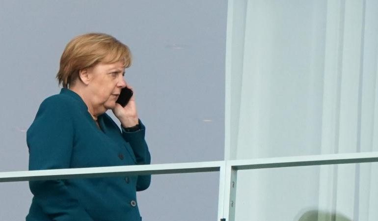 KRIZA NGA KORONAVIRUSI/ Angela Merkel telefonon zjarrfikësin, por ai ia mbyll telefonin