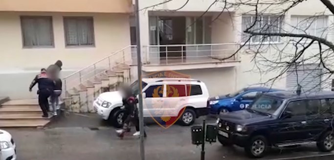 “MEZHGORANI”/ Shkon në 37 numri i të arrestuarve. Kapet i riu në kërkim (EMRI)