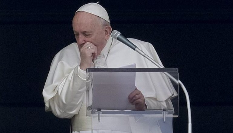 U PA DUKE U KOLLITUR GJATË MESHËS/ Papa Françesku rezulton negativ në testin e koronavirusit