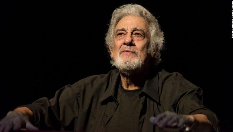KORONAVIRUSI/ Placido Domingo i infektuar me COVID-19, vetëizolohet bashkë me familjen