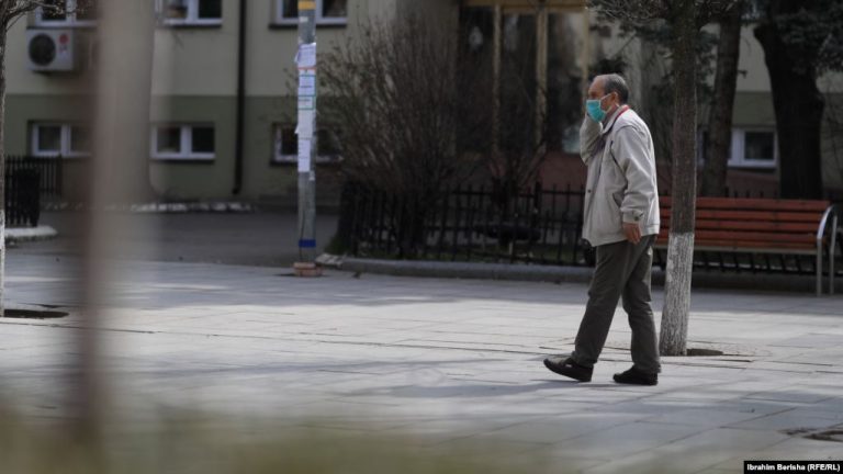 KORONAVIRUSI/ Dyqanet ushqimore në Kosovë do të punojnë me orar të shkurtuar