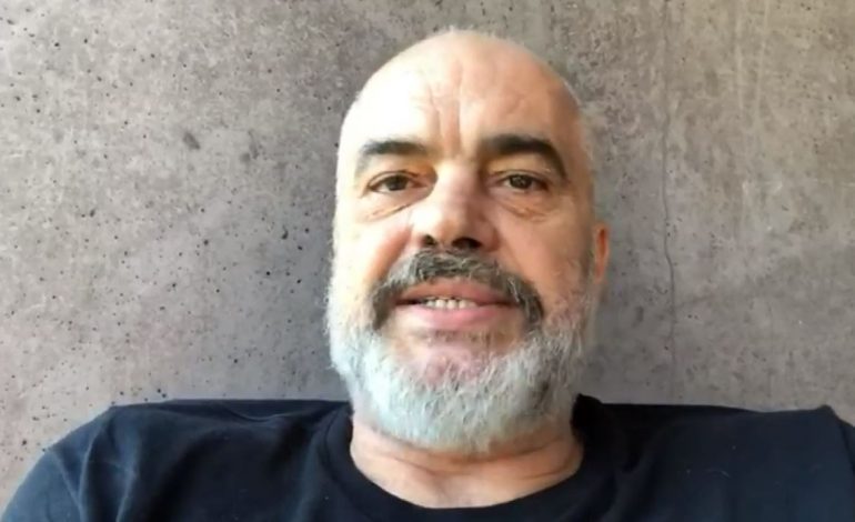 VIDEO MESAZHI/ Rama: Përshëndetje të gjithëve nga shtëpia…Po rri me Zahon