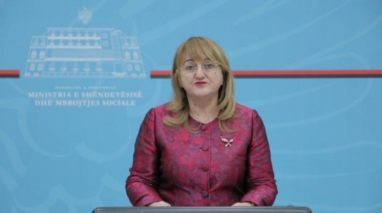 PACIENTI FSHEHU DËNIMIN NË ITALI/ Rakocolli sqaron si u infektuan mjekët te “Shefqet Ndroqi”