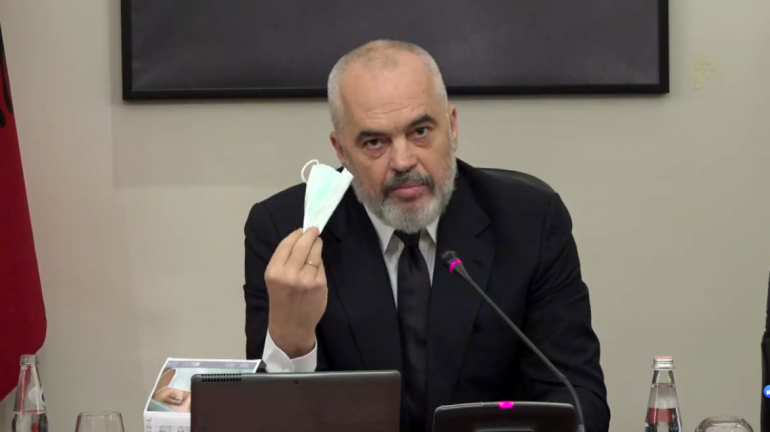“TI XHAN QË GAJASESH…”/ Rama sqaron ndjekësit në Facebook: Unë nuk shes as miell as niseshte këtu, por jap informacion
