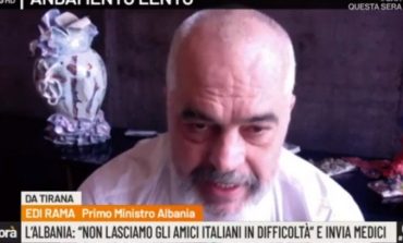 KORONAVIRUSI/ Gazetarja italiane pyet Ramën live: E vërtetë është që shumë nga infermierët erdhën pa lejen e prindërve? Kryeministri: Kur u nisën…