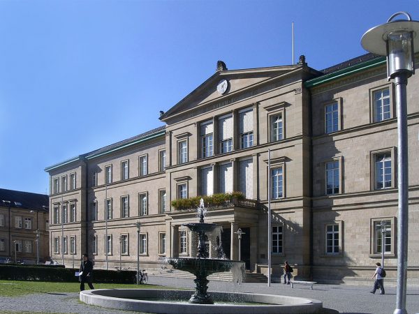 KORONAVIRUSI/ Universiteti gjerman prodhon vaksinën: Në vjeshtë e provojmë tek popullata. Bavaria ndalon qarkullimin për 2 javë