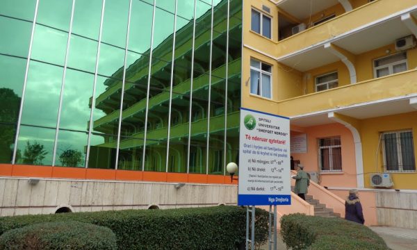 DYSHIMET PËR KORONAVIRUS/ Dalin rezultatet e 15-vjeçares së shtruar te Sanatoriumi