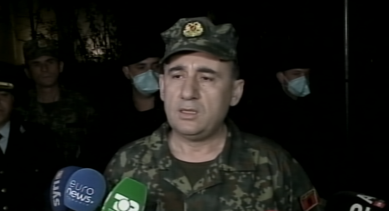 KORONAVIRUSI/ Ushtria në rrugë, shefi i Shtabit të FA: Në mbështetje të Policisë së Shtetit, do jemi dhe në…
