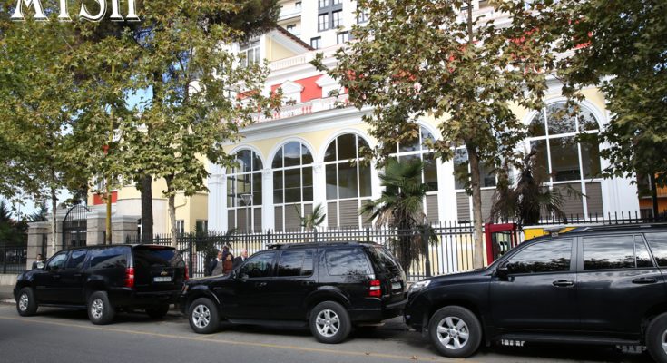 MASAT PËR KORONAVIRUSIN/ KPK ndërpret shërbimin e pritjes me qytetarët: Denoncimet dorëzojini me postë ose online (FOTO)