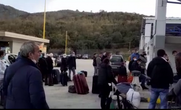 DO KARANTINOHEN/ Kaluan kufirin ilegalisht, kapen 19-vjeçarja shtatzënë dhe burri i saj në Gjirokastër