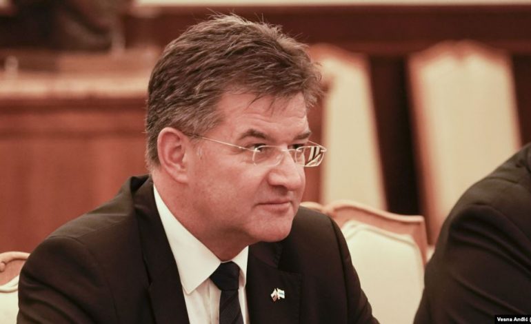 ÇËSHTJA E BALLKANIT PERËNDIMOR/ Lajçak emërohet zyrtarisht i dërguar i BE-së për dialogun Prishtinë-Beograd