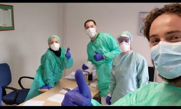 NISËN SOT! Mjekët dhe infermierët shqiptarë në krye të detyrës krah kolëgëve italianë kundër COVID-19