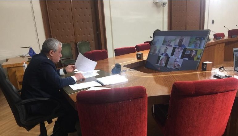 LUFTA KUNDËR KORONAVIRUSIT/ Kuvendi përgjysmon pagën e deputetëve për 3 muaj